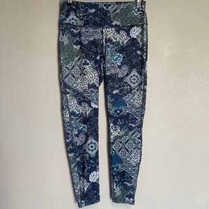 Sherpa Adventure Gear NWOT W's Printed Yoga Pants